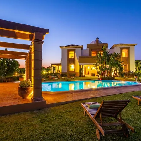 Villa Ryad Villa *