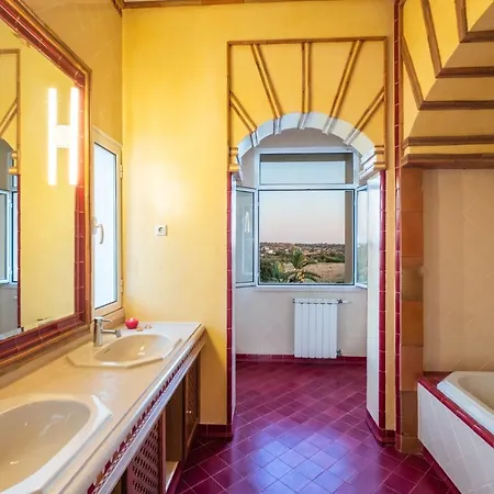 Villa Ryad *